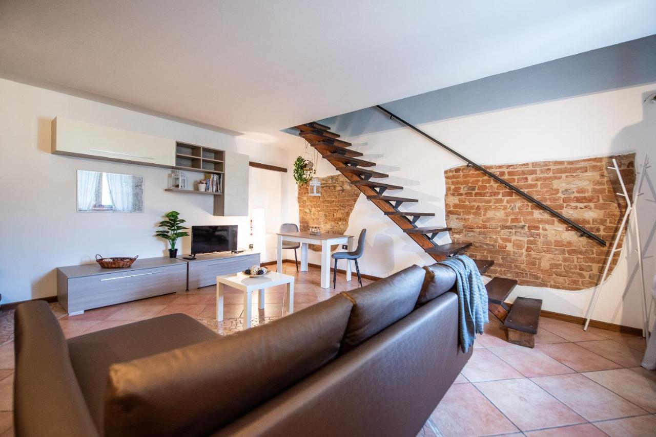 Rose House Apartment
