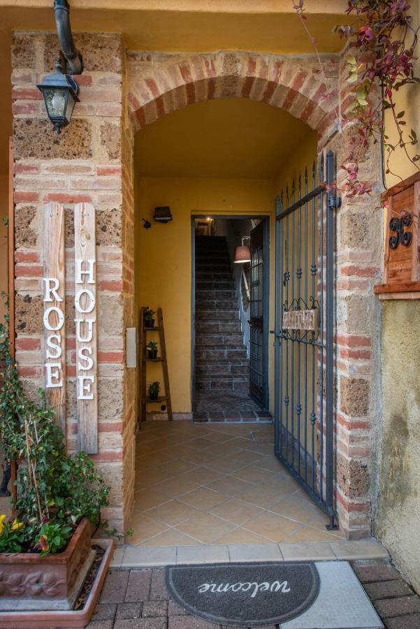 Rose House Apartment *